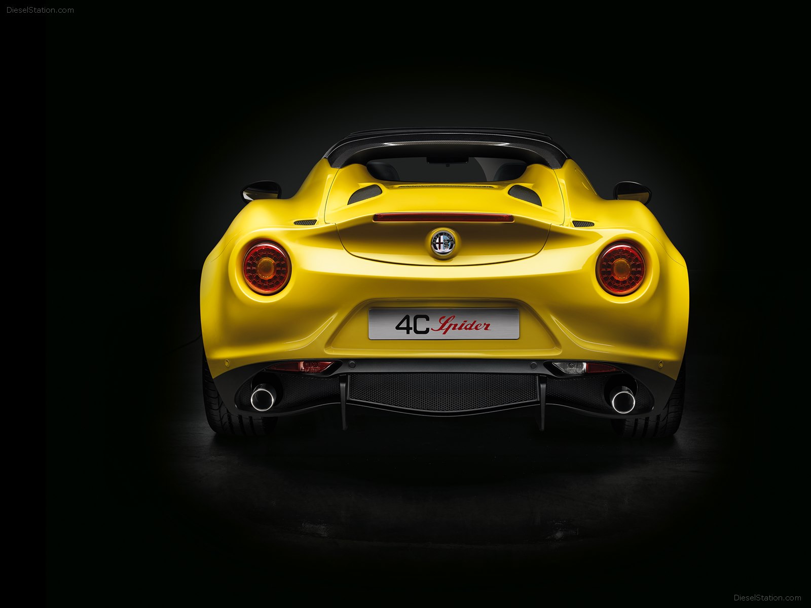 Alfa Romeo 4C Spider 2015